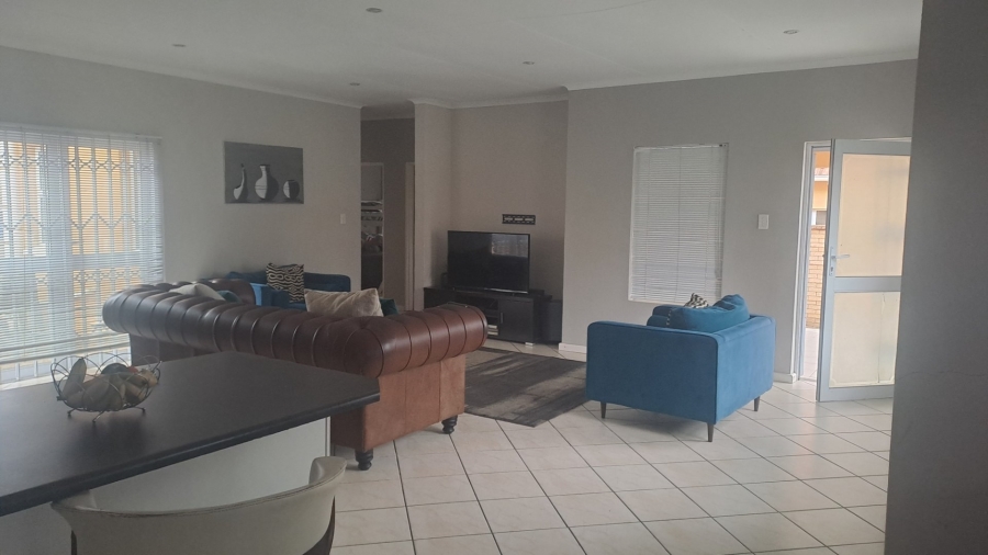 2 Bedroom Property for Sale in Beacon Bay Eastern Cape